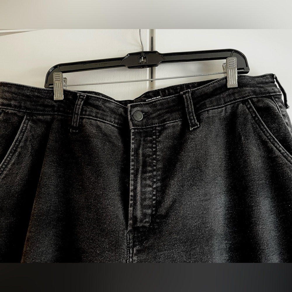 Old Navy Dark Gray Stretch High Waisted Super Wide Leg Distressed Jeans